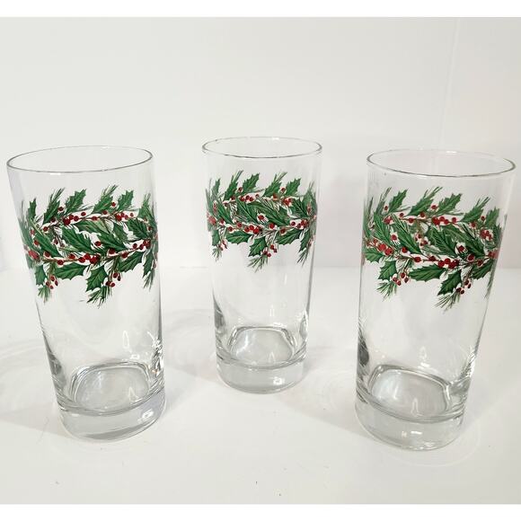 Vintage Holiday Holly Berry Highball Glasses Set 3 Christmas Evergreen Tumblers - Picture 3 of 7